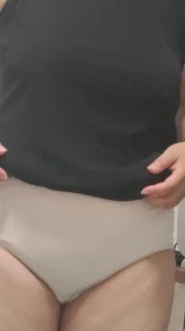 淄博人妻老公出差，约我到家，一天一夜